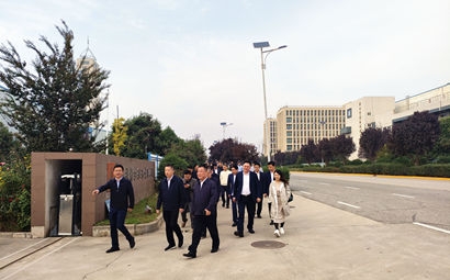 團市委、市貿(mào)促會、市青企協(xié)一行到工投集團涇河產(chǎn)業(yè)園考察交流